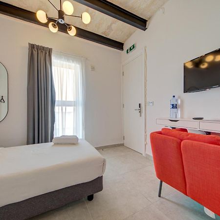 Private Rooms With Bathroom In Valletta Buitenkant foto