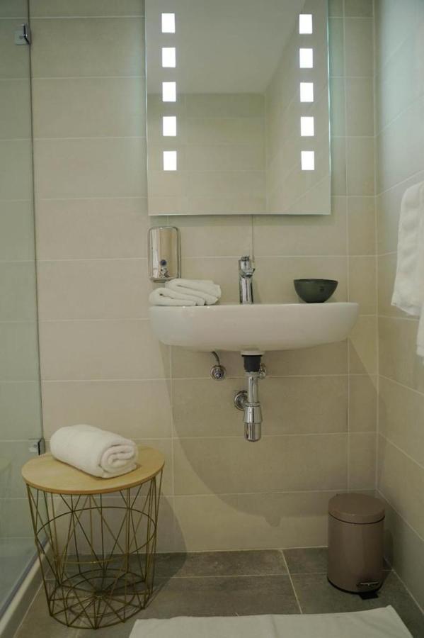 Private Rooms With Bathroom In Valletta Buitenkant foto